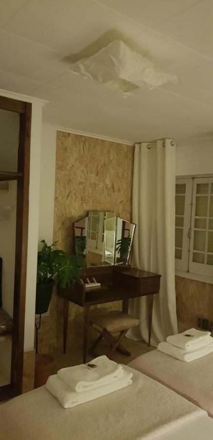 Marina Lounge Hostel Понта-Делгада Экстерьер фото