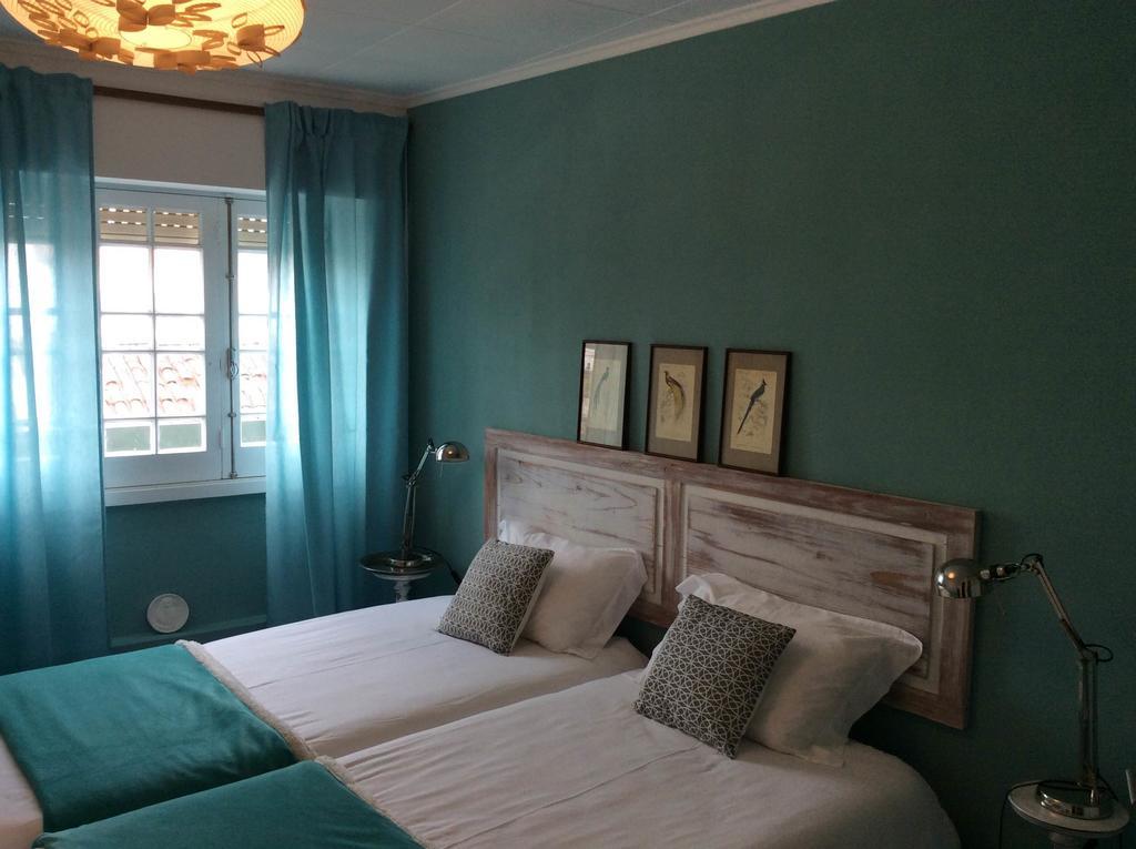 Marina Lounge Hostel Понта-Делгада Экстерьер фото
