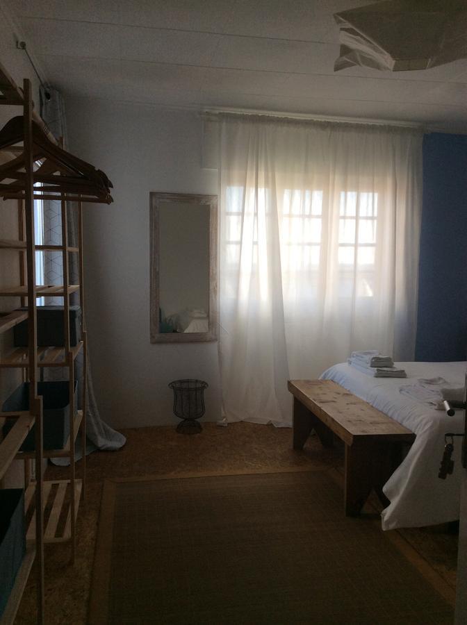 Marina Lounge Hostel Понта-Делгада Экстерьер фото