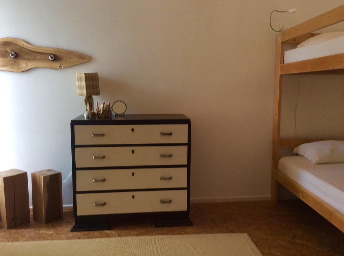 Marina Lounge Hostel Понта-Делгада Экстерьер фото